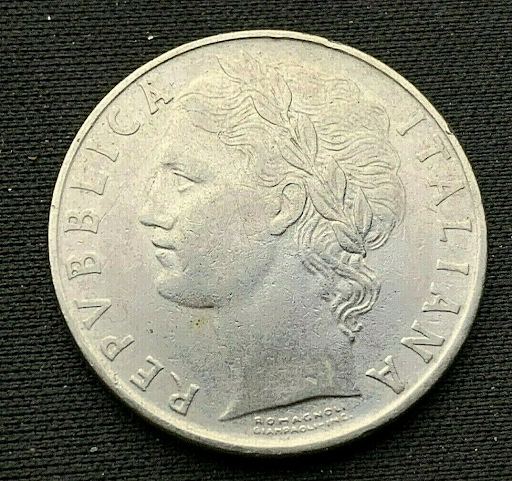 лира, чья валюта