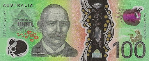 купюры яркой расцветки